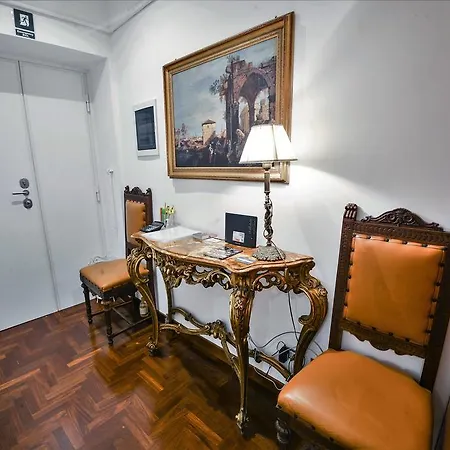 Noble Apartment